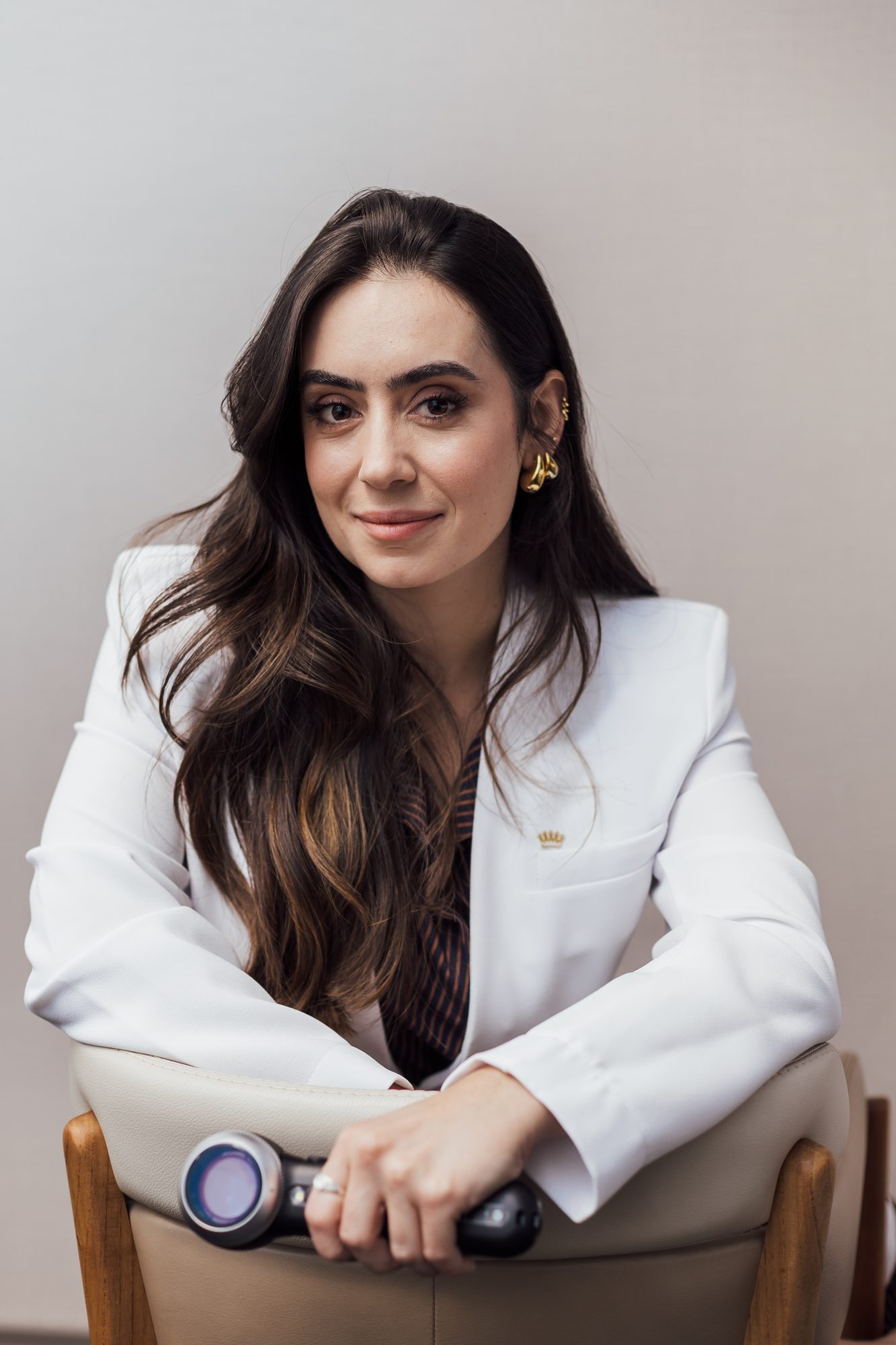 Dra. Izabel Mesquita — médica dermatologista
